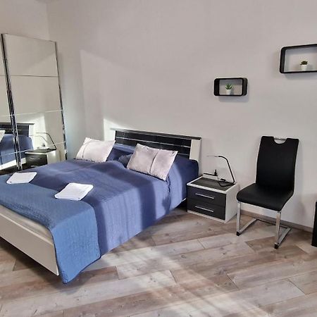 Extra Sok Szobas Apartman Budapest Kozpontjaban Διαμέρισμα Εξωτερικό φωτογραφία